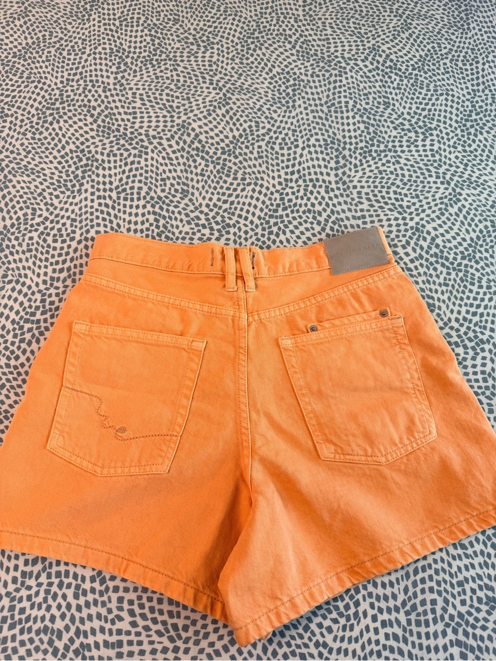 We The Free Womens High Waist Denim Shorts Orange Size 28 4 Inch Inseam - Picture 6 of 12